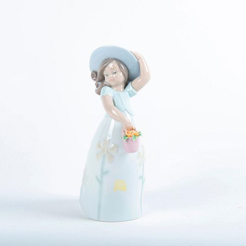 LITTLE DAISY GIRL 01008041 - LLADRO