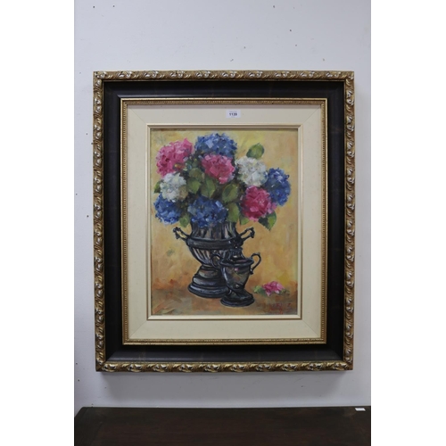 Liz Isaacs, still life, oil on