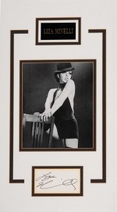 LIZA MINNELLI AUTOGRAPH ALBUM