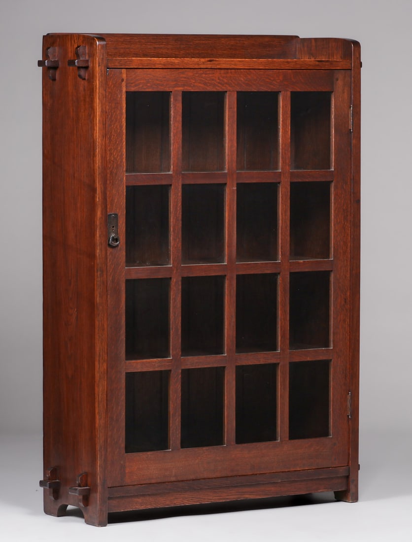 L&JG STICKLEY ONE-DOOR TENON &