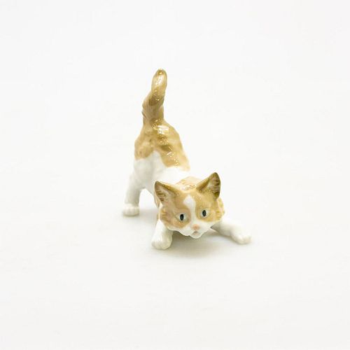 LLADRO ANIMAL FIGURE, PLAYFUL CAT
