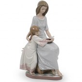 LLADRO "BEDTIME STORY" FIGURIN