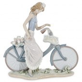 LLADRO “BIKING IN THE COUNTRY”