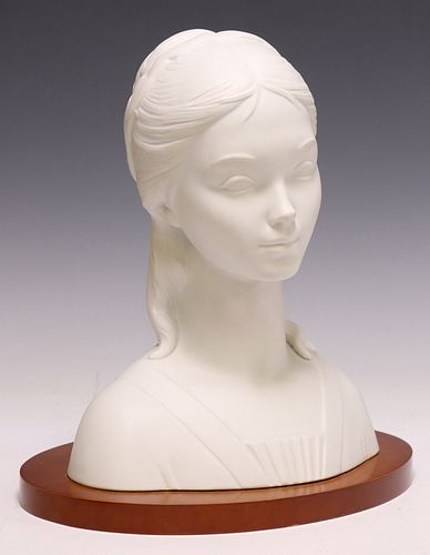 LLADRO BISQUE PORCELAIN BUST OF A