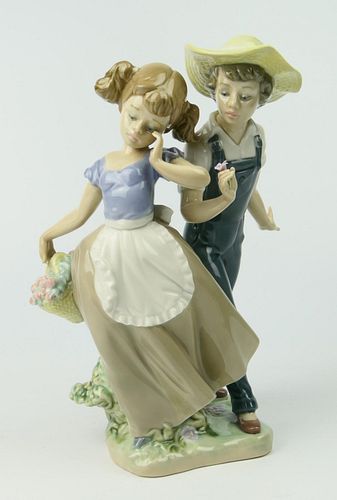 LLADRO BOY & GIRL DOING HO-DOWN 9