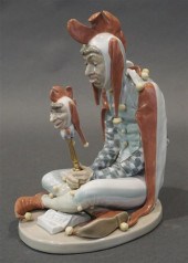 LLADRO 'COURT JESTER' FIGURINE