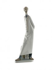 LLADRO DOCTOR PORCELAIN FIGURI