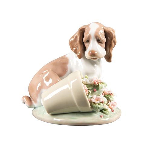 LLADRO DOG FIGURE, IT WASNT ME
