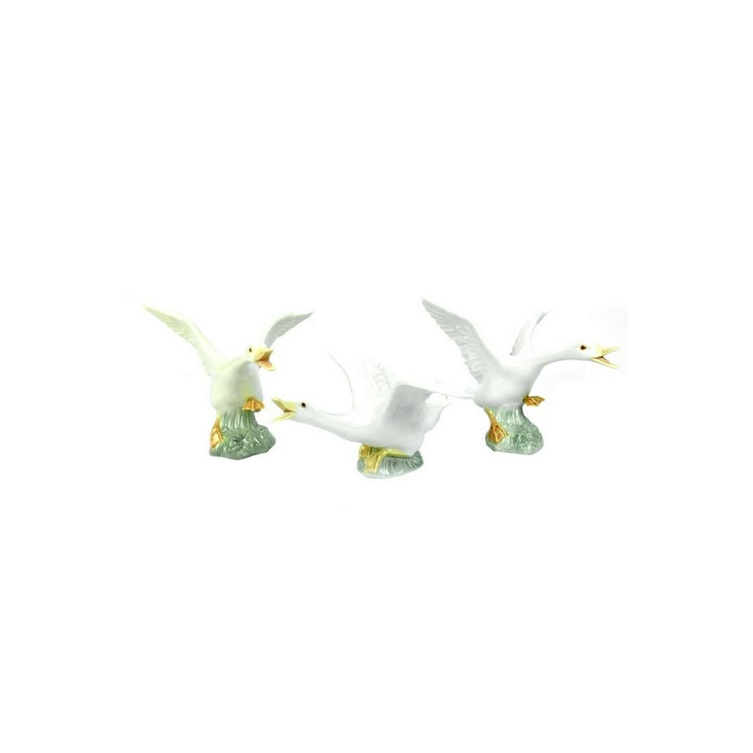 LLADRO DUCK FIGURINESThree