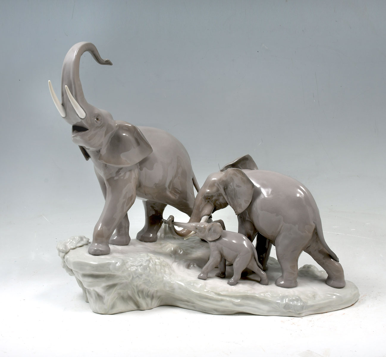 LLADRO ''ELEPHANT FAMILY''