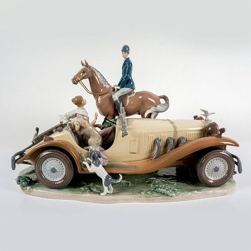 LLADRO FIGURE GROUPING, A HAPPY