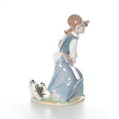 LLADRO FIGURINE, 4982 NAUGHTY DOG