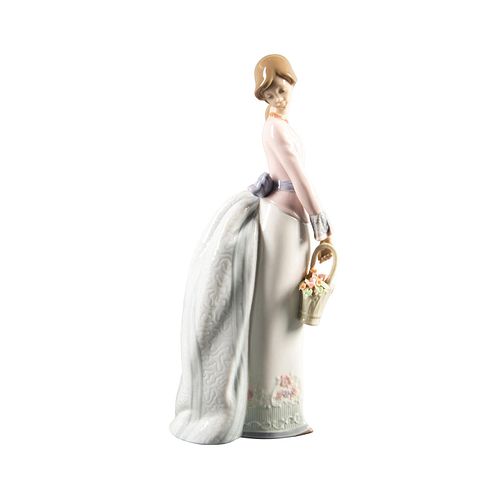 LLADRO FIGURINE, BASKET OF LOVE