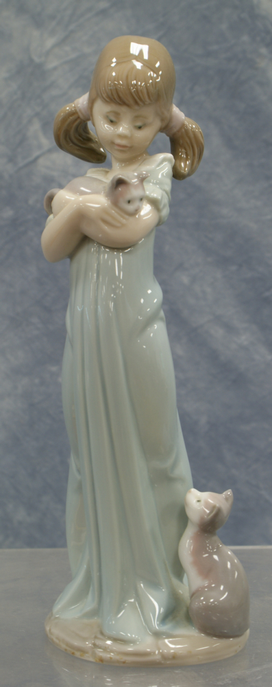 Lladro figurine, "Don't Forget Me",