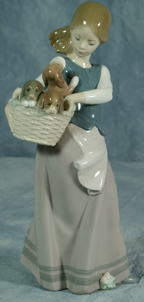 Lladro figurine, girl with basket
