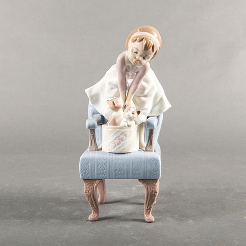 LLADRO FIGURINE, PURR-FECT