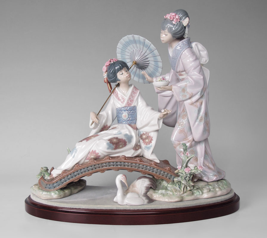 LLADRO FIGURINE ''SPRINGTIME IN