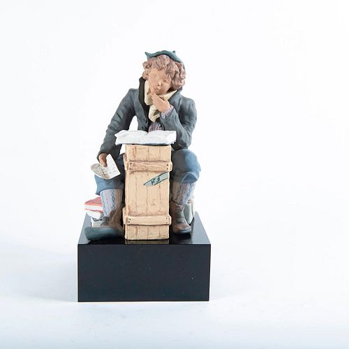 LLADRO FIGURINE, THE STUDENT
