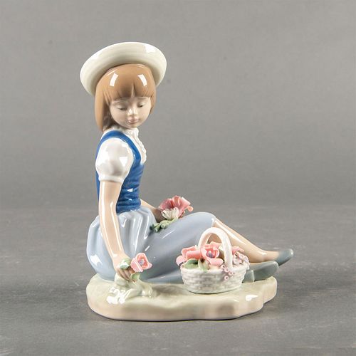 LLADRO FIGURINE, WITH WILD