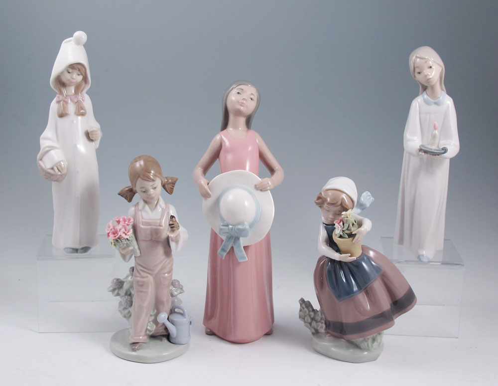 LLADRO GIRL FIGURES: 5 glazed