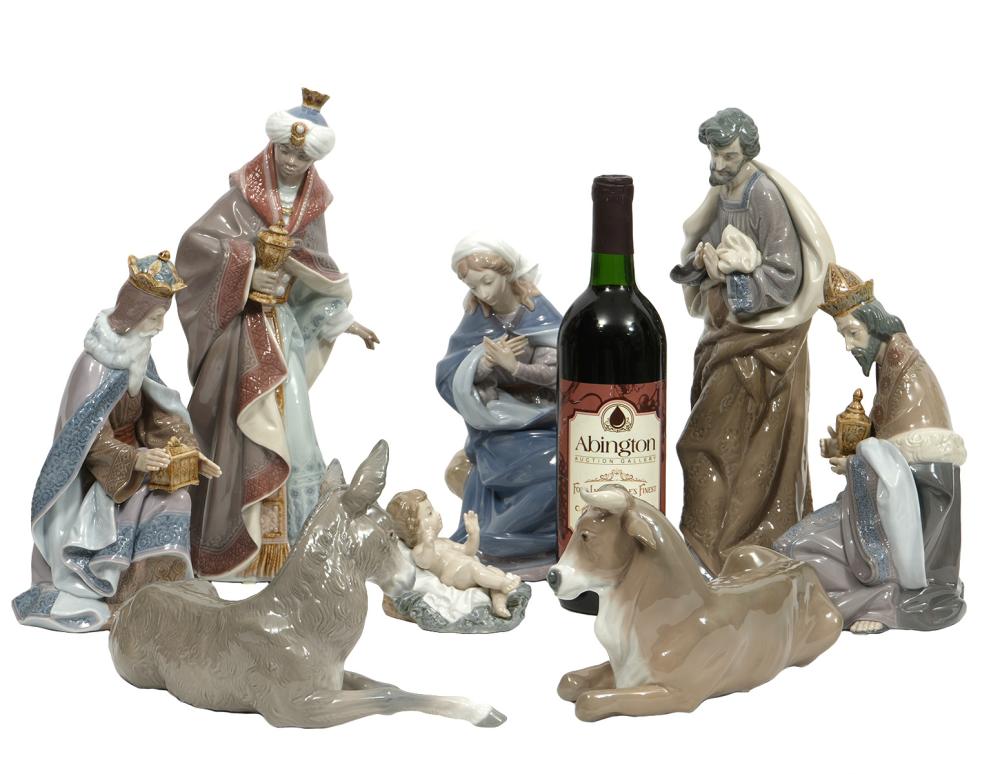 LLADRO GLOSSY PORCELAIN 8 PC.