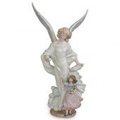 LLADRO "GUARDIAN ANGEL" PORCEL