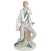 LLADRO "HAMLET" PORCELAIN SCUL