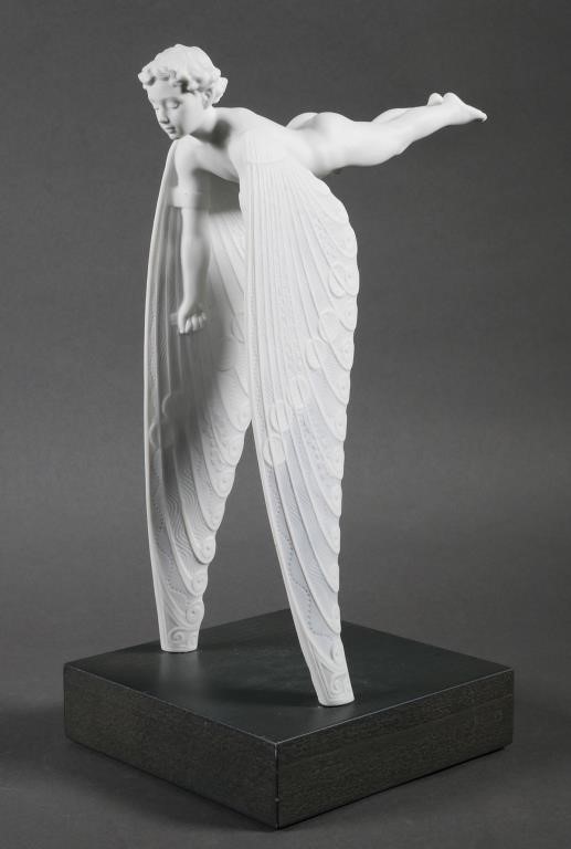 LLADRO IMAGINATIO ANGEL 13"