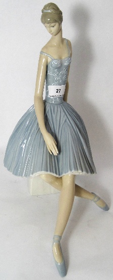 Lladro Large Figure of Seated