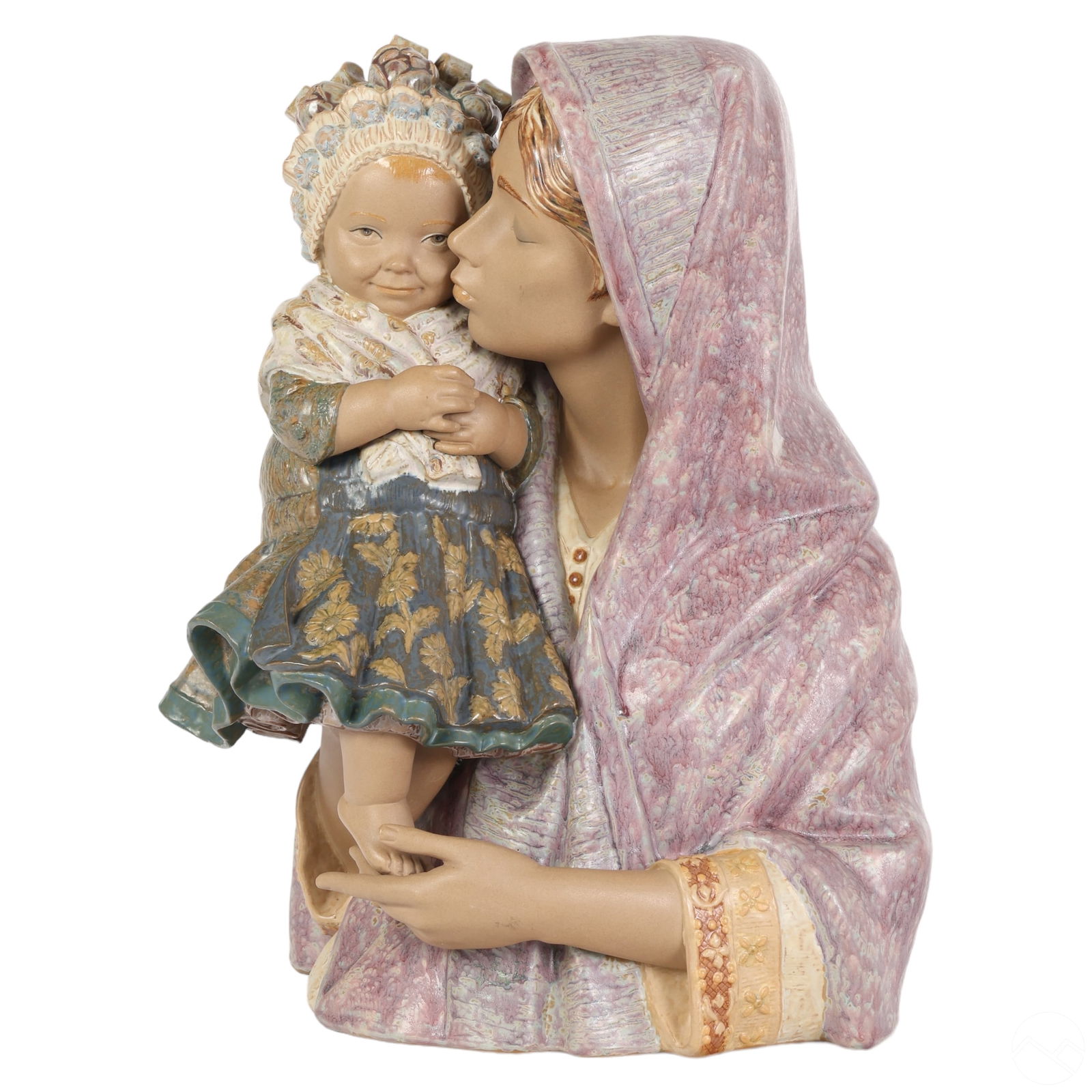 LLADRO MOTHERING KISSING CHILD