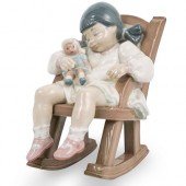 LLADRO "NAPTIME" FIGURINEDESCR