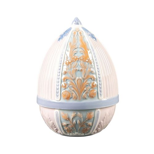 LLADRO PORCELAIN AUTUMN EGG