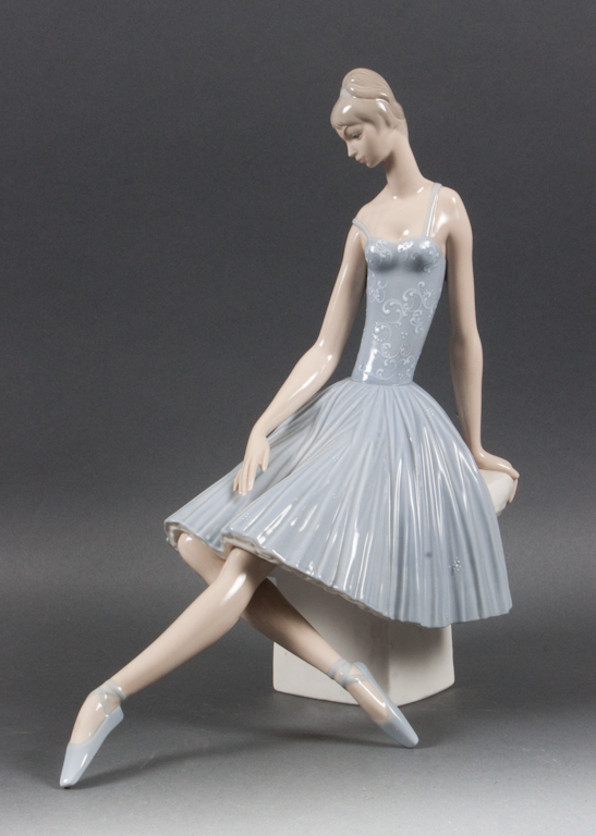 Lladro porcelain ballerina
