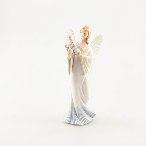 LLADRO PORCELAIN CELESTIAL MELODY