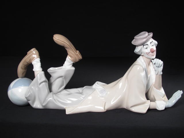 Lladro porcelain clown reclining