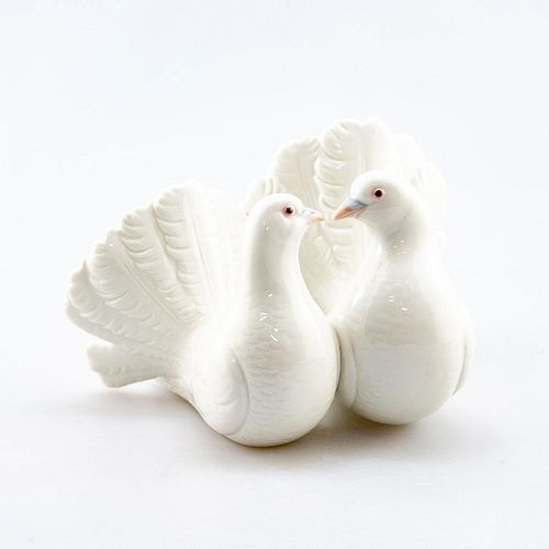 LLADRO PORCELAIN FIGURE 1169,