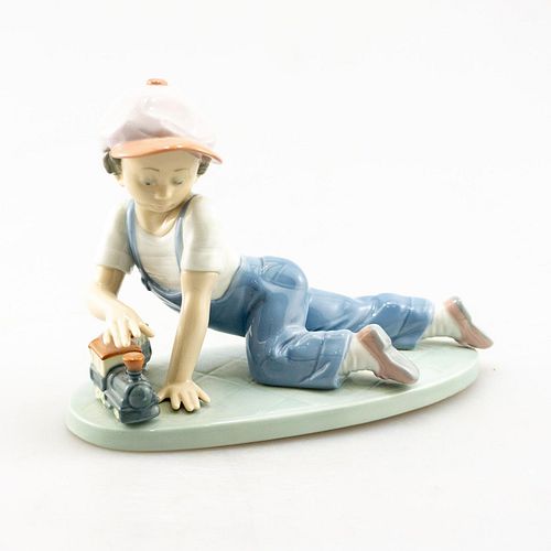 LLADRO PORCELAIN FIGURE, 7619 ALL
