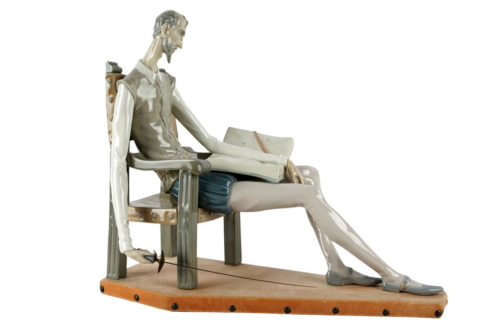 LLADRO PORCELAIN FIGURE 'DON