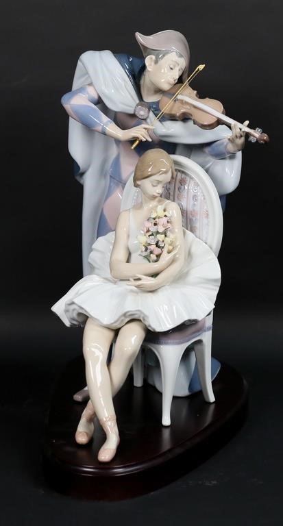 LLADRO PORCELAIN FIGURE GROUP