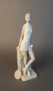 LLADRO PORCELAIN FIGURE OF A T