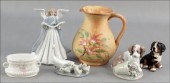 LLADRO PORCELAIN FIGURE OF 'IT