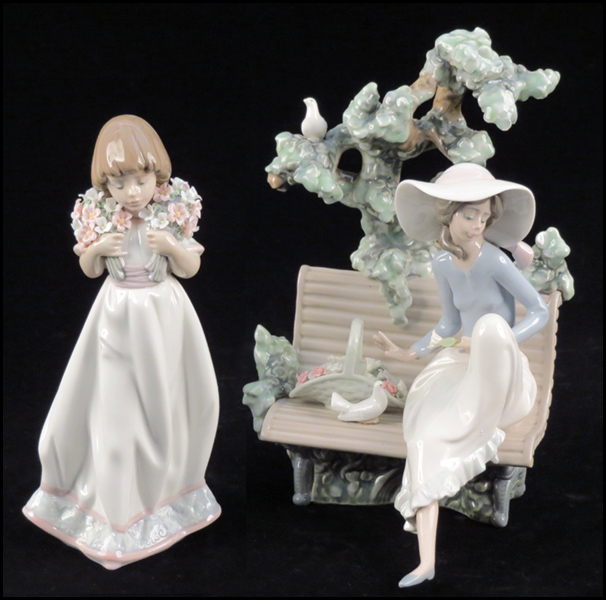 LLADRO PORCELAIN FIGURE OF SUNDAY