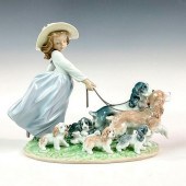 LLADRO PORCELAIN FIGURE, PUPPY