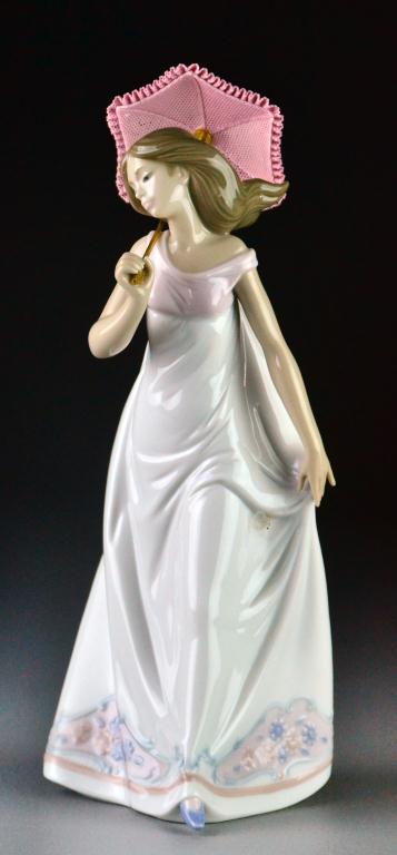 Lladro Porcelain Figurine