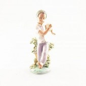 LLADRO PORCELAIN FIGURINE, BON