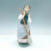 LLADRO PORCELAIN FIGURINE, CLE