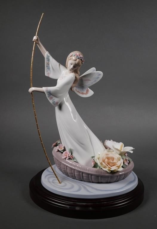 LLADRO PORCELAIN FIGURINE ENCHANTED