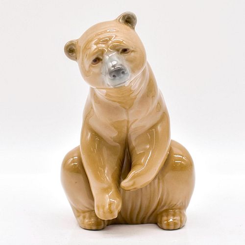 LLADRO PORCELAIN FIGURINE, GOOD