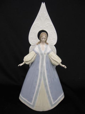 Lladro Porcelain Figurine of an