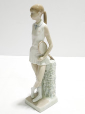 LLADRO PORCELAIN FIGURINE "TEN